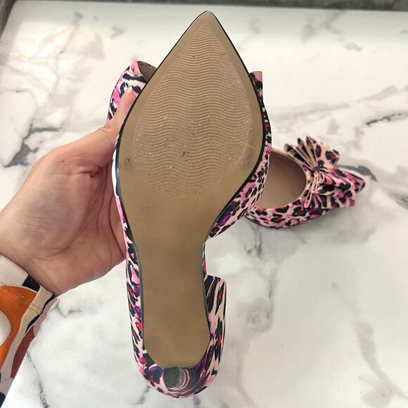 NEW Betsey Johnson Prince-P Leopard Bow D'Orsay Heels Size 8 - Picture 9 of 9